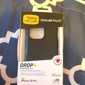Otter Box Defender Series Pro for iPhone 13 Pro